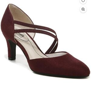 Life Stride Grace Faux Suede D'Orsay heels in Color Pinot Noit Size 11 NWT